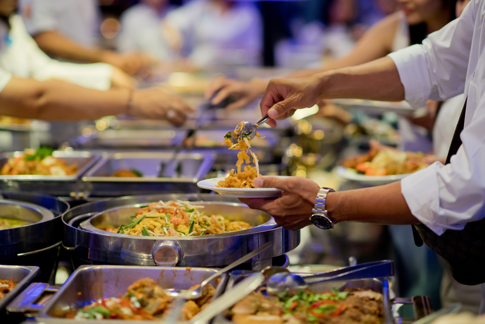 Scooping,The,Food.,Buffet,Food,At,Restaurant.,Catering,Food