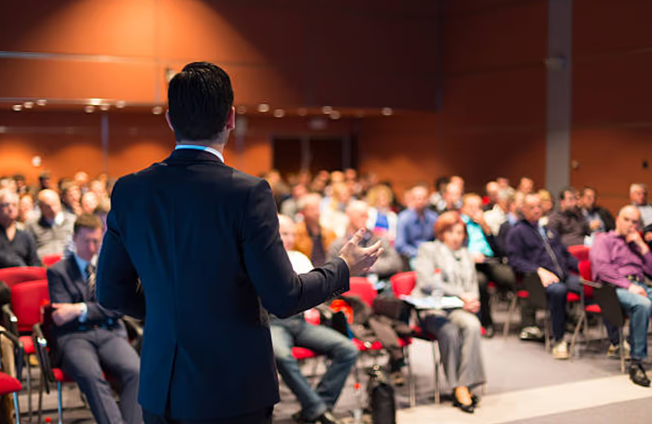 How a Public Speaking Coach Can Transform Your Communication Skills