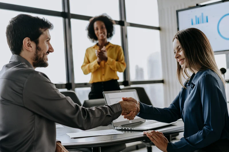 The Complete Guide to Sales Closers Mastering the Art of Closing Deals